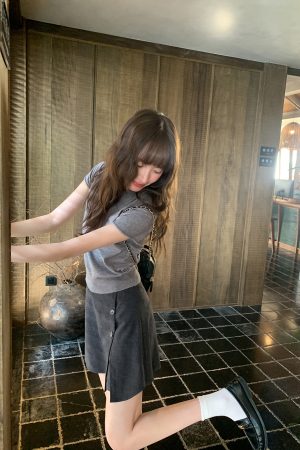 Polo Collar Raglan Sleeve Knitted Short Sleeve T-Shirt for Women - Slim Fit Summer 2025 Essential Top, Casual Chic Style