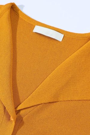 Pumpkin-Colored Sleeveless Knitted T-Shirt with Fitted Waist and Pleated Vest Detail for Women - Perfect for Fall Fashion