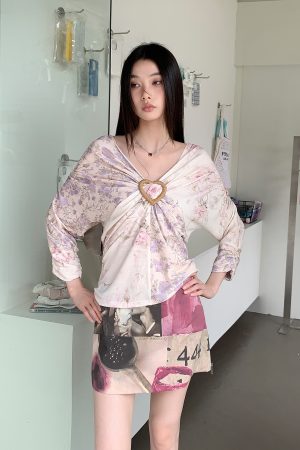 Purple Floral Patchwork V-Neck Knitted Short-Sleeve T-Shirt - Elastic Loose Fit Summer Top for Y2K and 90s Style