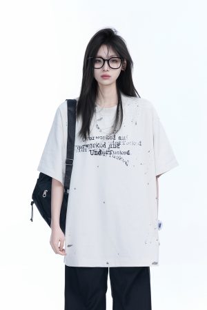 Red Ink Splash Design Short-Sleeve T-Shirt for Women - Trendy Summer Heavyweight Loose Fit, Casual Style