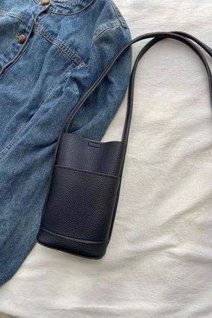 Red Mini Crossbody Handbag for Women - 2024 Korean Casual Phone Bag, Minimalist Fashion, Trendy Ins Style