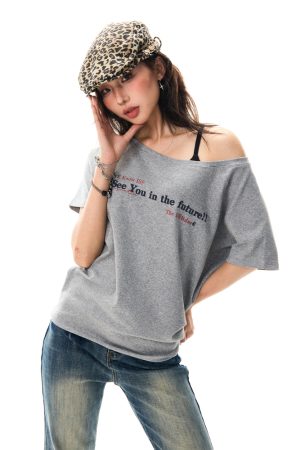 Red Off-Shoulder Short Sleeve T-Shirt for Women - Casual Spicy Girl Top, Versatile Summer 2025 Fashion, Y2K Style