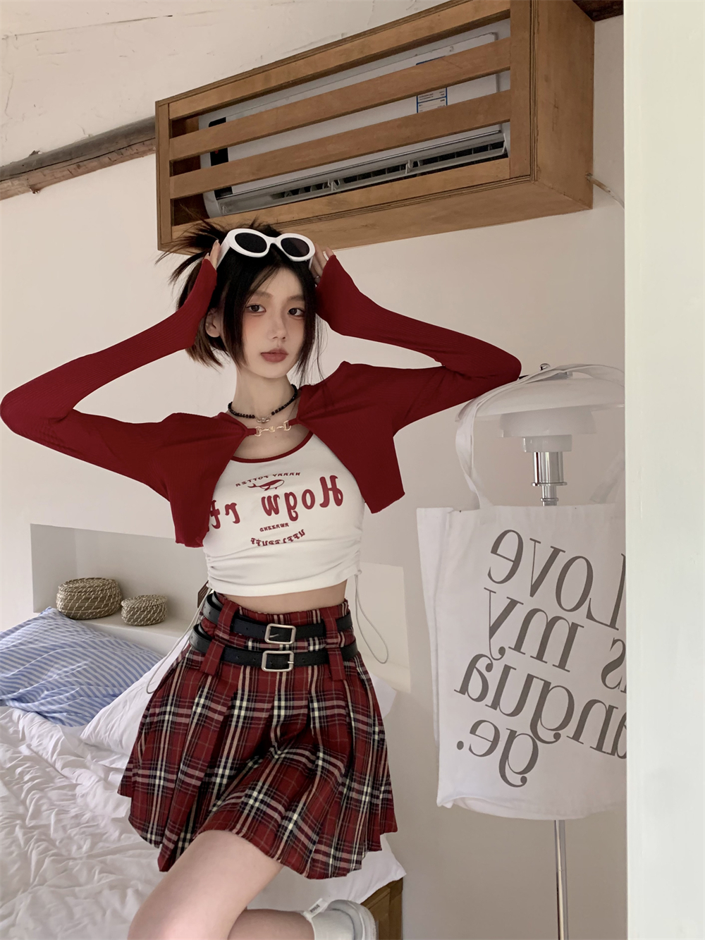 Red Plaid Pleated A-Line Skirt for Women, American Retro College Style, Slimming Anti-Exposure JK Short Skirt, Y2K Fashion Red Plaid Pleated A-Line Skirt for Women, American Retro College Style, Slimming Anti-Exposure JK Short Skirt, Y2K Fashion