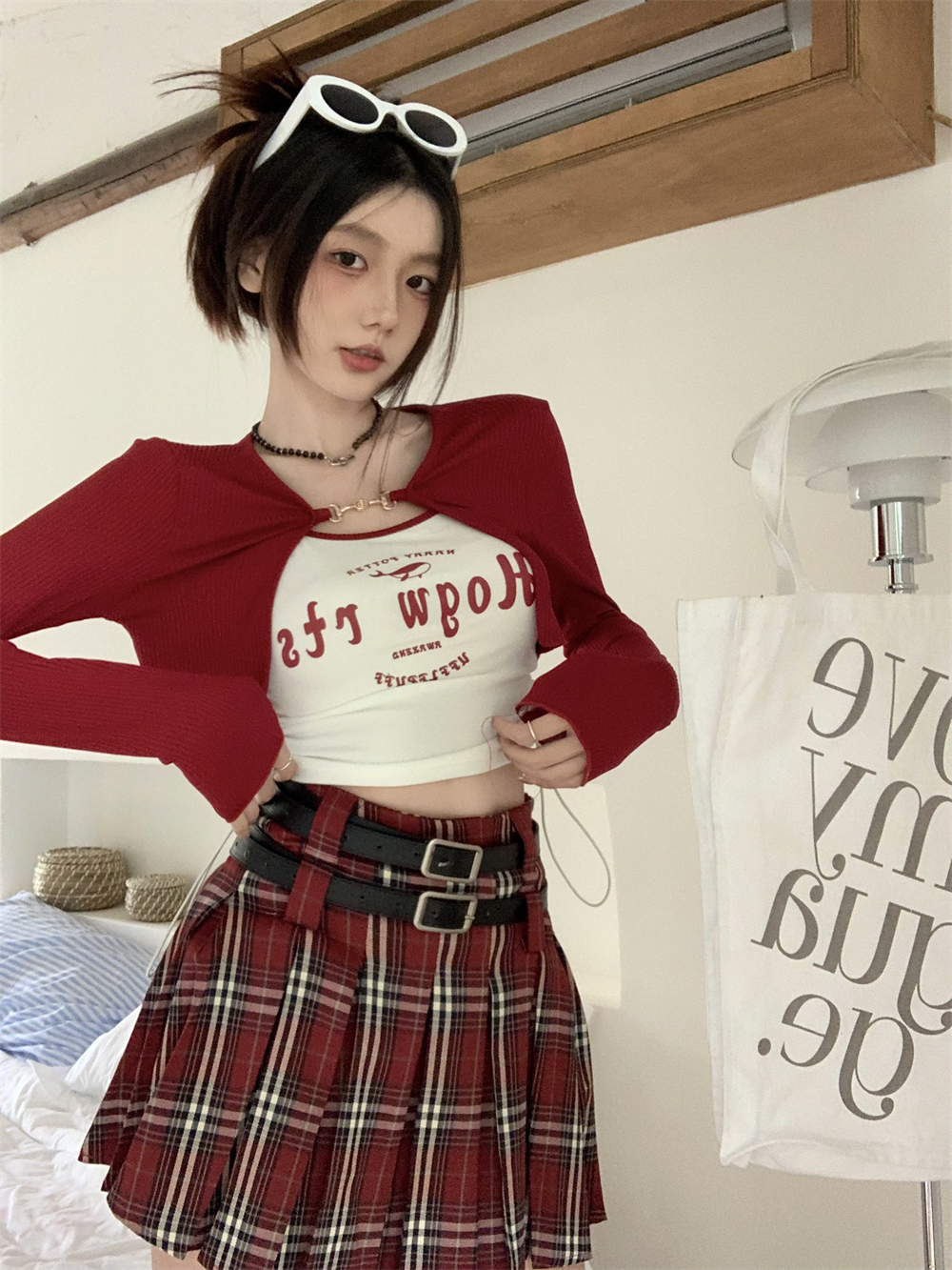 Red Plaid Pleated A-Line Skirt for Women, American Retro College Style, Slimming Anti-Exposure JK Short Skirt, Y2K Fashion Red Plaid Pleated A-Line Skirt for Women, American Retro College Style, Slimming Anti-Exposure JK Short Skirt, Y2K Fashion