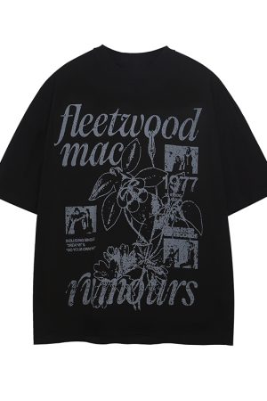 Red Short-Sleeve T-Shirt for Women with Retro Letter Print, Loose Fit College Style, Casual 90s Inspired Top