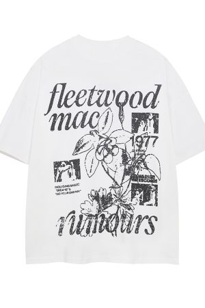 Red Short-Sleeve T-Shirt for Women with Retro Letter Print, Loose Fit College Style, Casual 90s Inspired Top