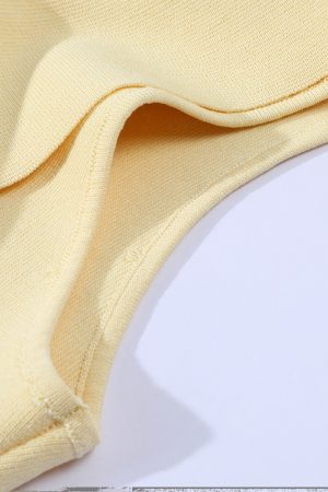 Red Sleeveless Polo Collar Knitted Vest Top for Women - Summer 2025 Fashion, Trendy Casual Style