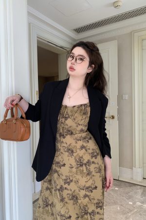 Red Tea Rose French Vintage Ink Wash Printed Slimming Long Dress - Slightly Chubby Fit, Perfect for 90s and Y2K Inspired Looks