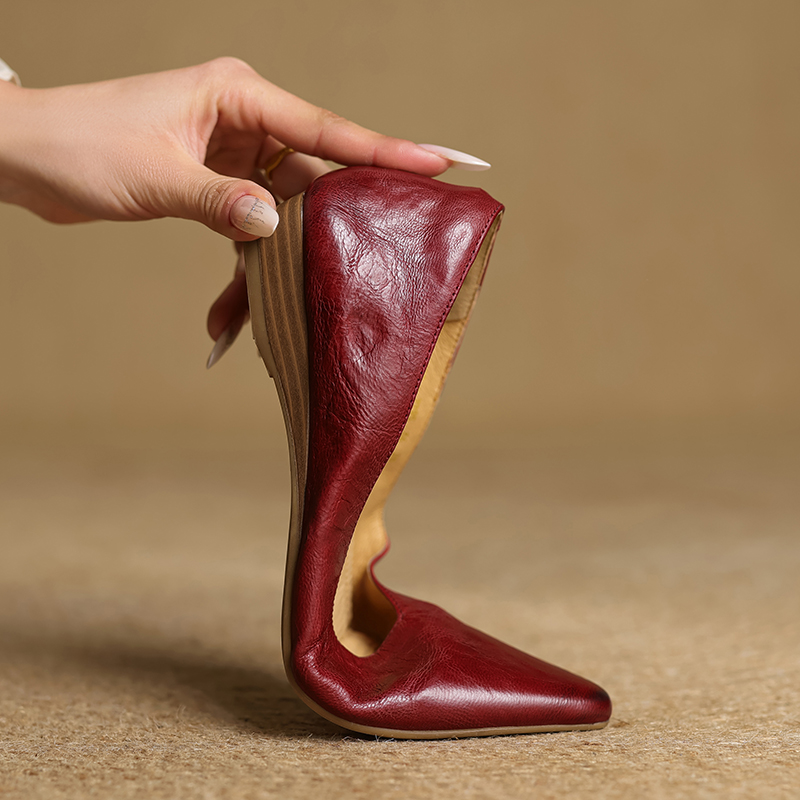 Red V-Shaped Slim-Fit Handmade Genuine Leather Slip-On Boat Shoes for Women - Stylish Artistic Design, Perfect for Chic Casual Looks Red V-Shaped Slim-Fit Handmade Genuine Leather Slip-On Boat Shoes for Women - Stylish Artistic Design, Perfect for Chic Casual Looks