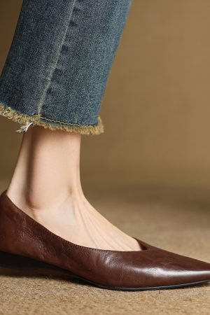 Red V-Shaped Slim-Fit Handmade Genuine Leather Slip-On Boat Shoes for Women - Stylish Artistic Design, Perfect for Chic Casual Looks