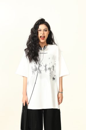 Retro Alien Print Short-Sleeve T-Shirt for Men and Women, Loose Fit Summer Top, Vintage 90s Style, Unisex Fashion Tee