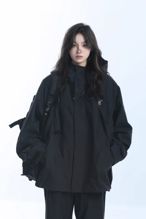 Retro American High-Neck Windbreaker Jacket for Women - Loose Waterproof Windproof Outdoor Black Jacket