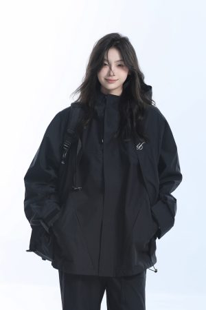 Retro American High-Neck Windbreaker Jacket for Women - Loose Waterproof Windproof Outdoor Black Jacket