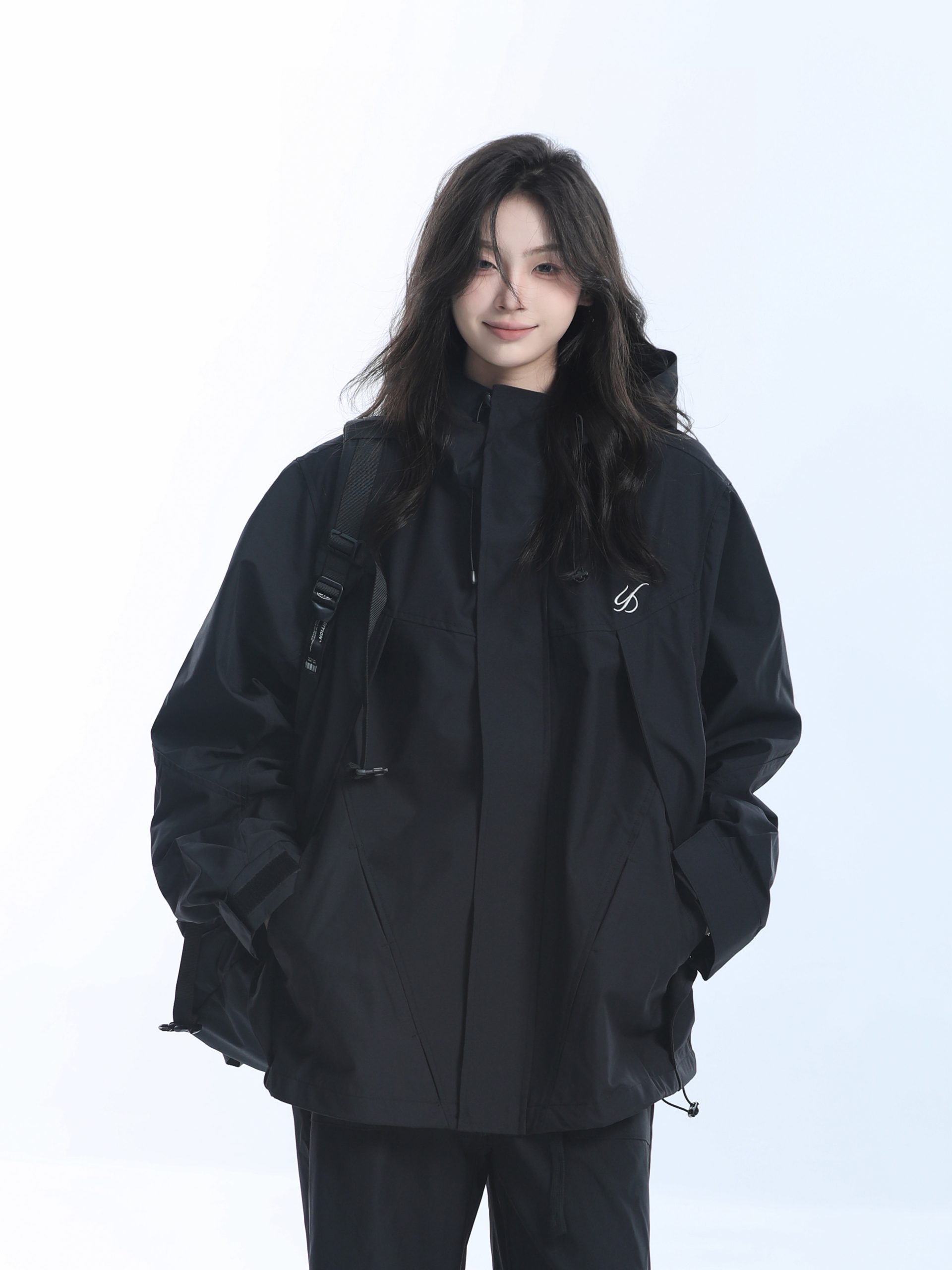 Retro American High-Neck Windbreaker Jacket for Women - Loose Waterproof Windproof Outdoor Black Jacket Retro American High-Neck Windbreaker Jacket for Women - Loose Waterproof Windproof Outdoor Black Jacket
