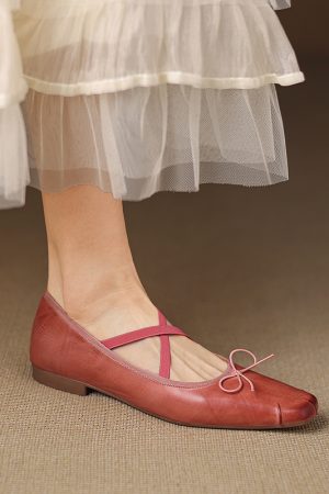 Retro Artistic Deer & Nara Handmade Genuine Leather Cross Strap Slimming Flat Ballet Shoes for Women - Y2K Fashion Style