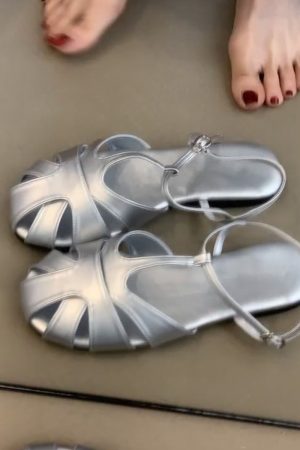 Retro Artistic Hollow-Out Buckle Sandals for Women - Sheepskin Woven Flat Roman Shoes, Casual Pig Cage Style