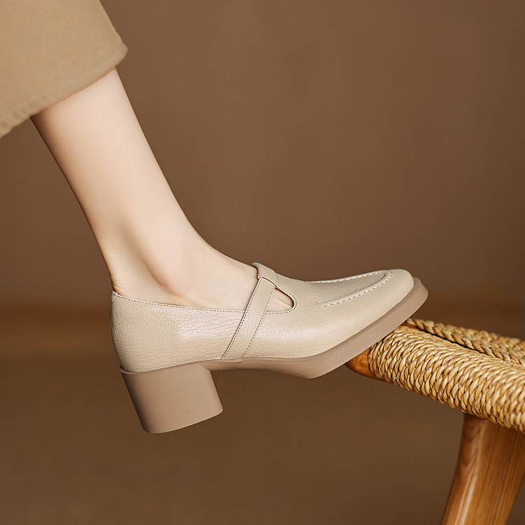 Retro British Style Thick-Soled Mary Jane Loafers for Women - Versatile Casual Leather Shoes with Italian Flair Retro British Style Thick-Soled Mary Jane Loafers for Women - Versatile Casual Leather Shoes with Italian Flair