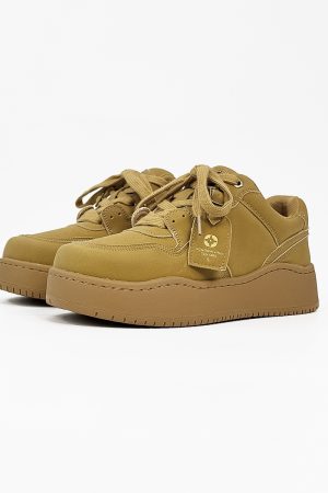 Retro Brown Board Shoes for Men and Women, Thick-Soled Height-Increasing Wheat Casual Sneakers, American-Style Sporty Footwear