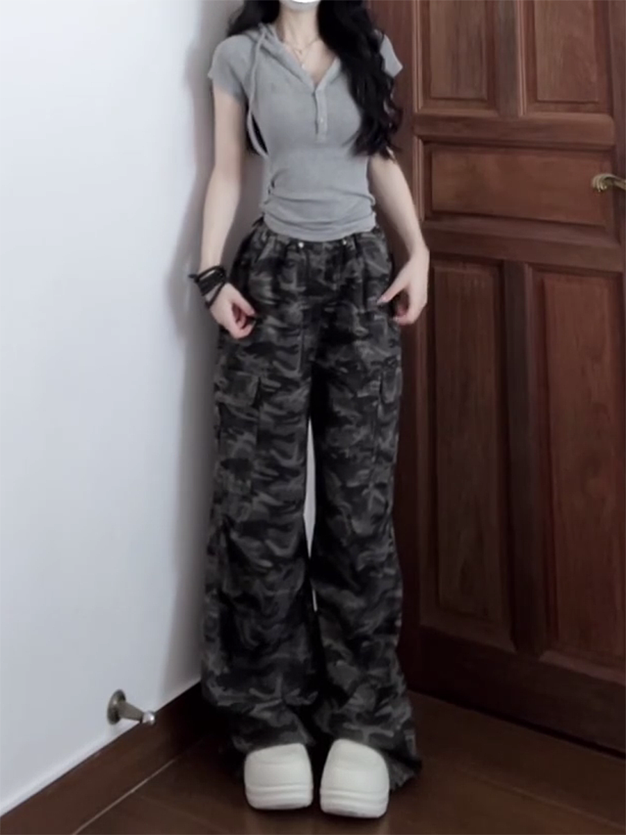 Retro Camouflage Wide-Leg Work Pants for Women - Loose-Fitting Slimming Hip-Hop Casual Floor-Length Trousers Retro Camouflage Wide-Leg Work Pants for Women - Loose-Fitting Slimming Hip-Hop Casual Floor-Length Trousers