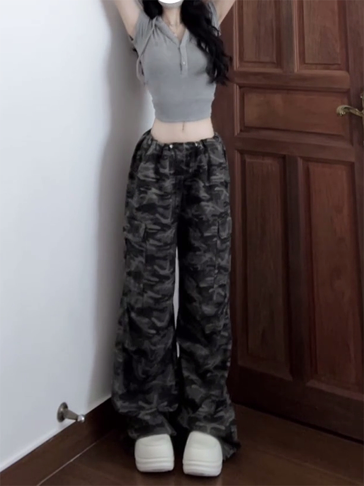 Retro Camouflage Wide-Leg Work Pants for Women - Loose-Fitting Slimming Hip-Hop Casual Floor-Length Trousers Retro Camouflage Wide-Leg Work Pants for Women - Loose-Fitting Slimming Hip-Hop Casual Floor-Length Trousers