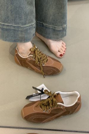 Retro Casual Color-Blocking Lace-Up Cowhide Training Shoes for Women - Flat Sports Footwear for Outdoor Running