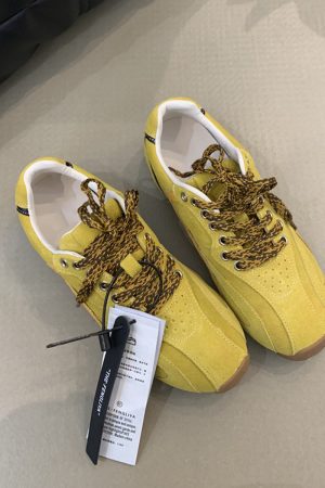 Retro Casual Color-Blocking Lace-Up Cowhide Training Shoes for Women - Flat Sports Footwear for Outdoor Running