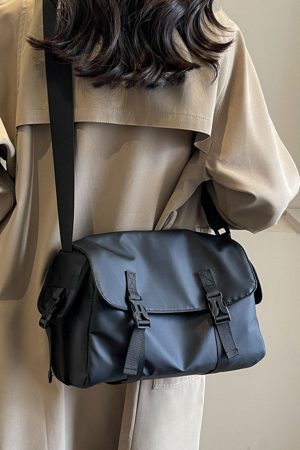 Retro Casual Crossbody Bag for Women - Lightweight Messenger Bag, Versatile Commuting Shoulder Bag, Spring 2025 Fashion