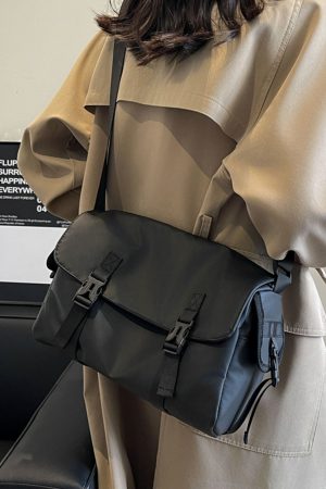 Retro Casual Crossbody Bag for Women - Lightweight Messenger Bag, Versatile Commuting Shoulder Bag, Spring 2025 Fashion