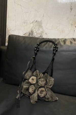 Retro Chinese Style Rose Floral Pleated Tote Bag - Large Capacity Shoulder Bag for Commuting
