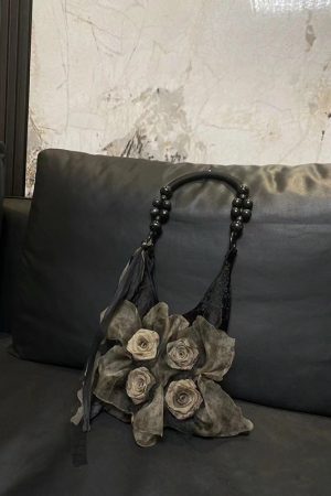 Retro Chinese Style Rose Floral Pleated Tote Bag - Large Capacity Shoulder Bag for Commuting