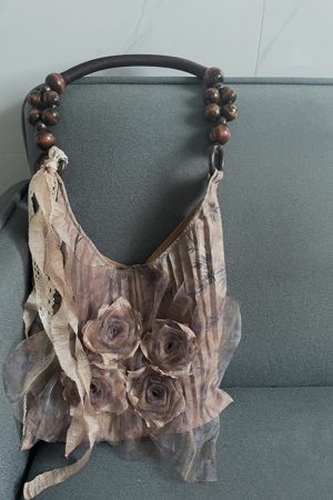 Retro Chinese Style Rose Floral Pleated Tote Bag - Large Capacity Shoulder Bag for Commuting