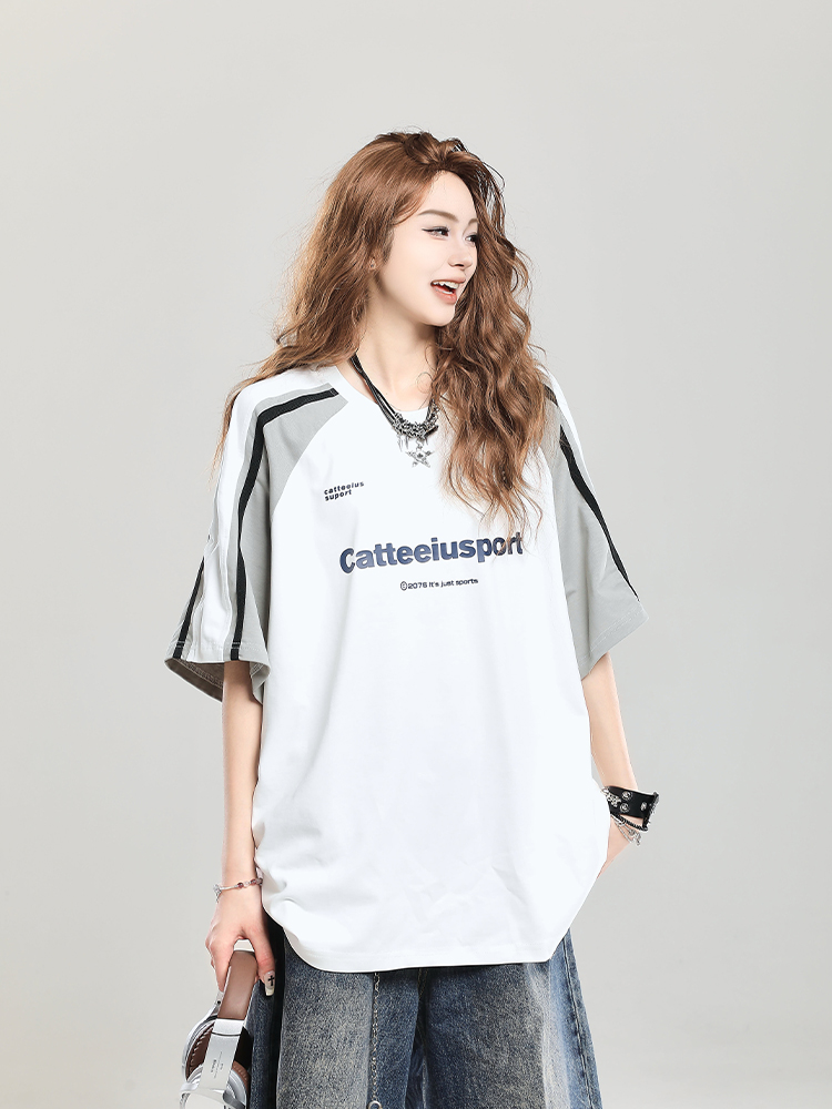 Retro Color-Blocking Raglan Short-Sleeve T-Shirt for Women - Summer Casual Oversized Top Retro Color-Blocking Raglan Short-Sleeve T-Shirt for Women - Summer Casual Oversized Top