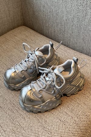 Retro Colorful Dad Shoes for Women - 2025 Lightweight Mesh Thick-Soled Casual Sports Sneakers