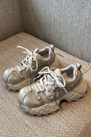 Retro Colorful Dad Shoes for Women - 2025 Lightweight Mesh Thick-Soled Casual Sports Sneakers