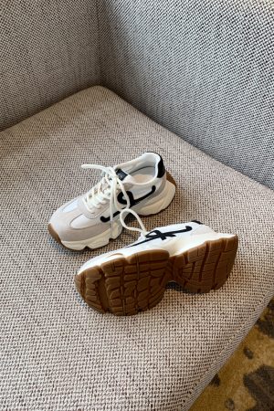 Retro Dad Shoes for Women - 2025 New Style Genuine Leather, Breathable Thick-Soled, Height-Increasing Casual Sports Shoes