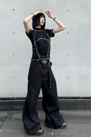 Retro Deconstructed Short-Sleeve Women's Summer T-Shirt - American Style Casual Slim Fit Top for Y2K Outdoor Fashion