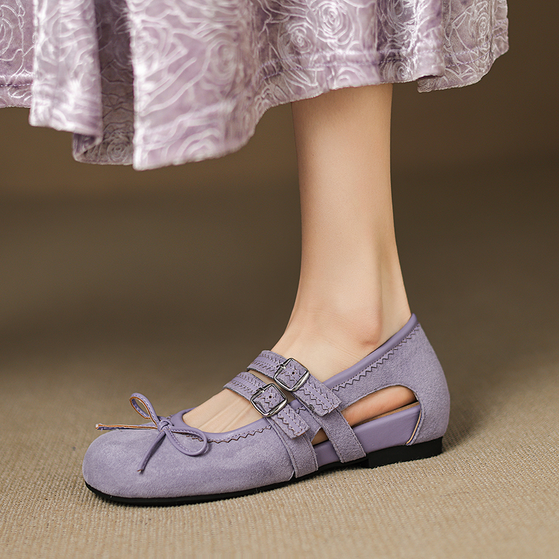 Retro Fairy High-Heeled Genuine Leather Mary Jane Shoes with Sweet Hollow Design - Artistic Deer and Nara Style Retro Fairy High-Heeled Genuine Leather Mary Jane Shoes with Sweet Hollow Design - Artistic Deer and Nara Style