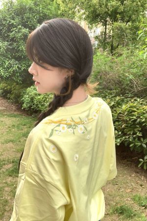 Retro Floral Embroidered Milk Yellow Short Sleeve T-Shirt for Women - Summer 2025 Trendy Half Sleeve Age-Reducing Top