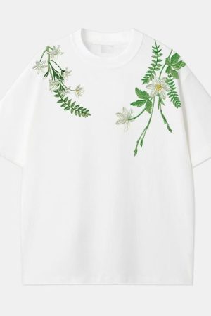 Retro Floral Embroidered Short Sleeve T-Shirt for Girls - Summer Trendy Top for Middle and High School Students