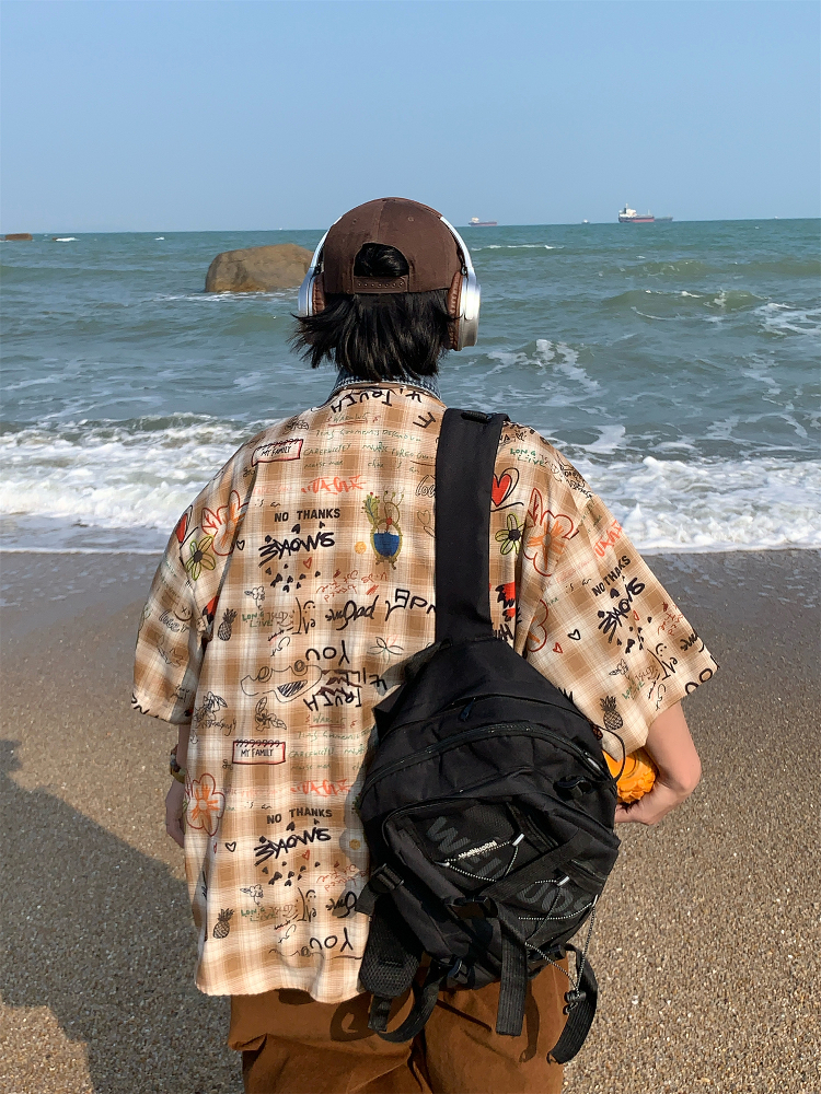 Retro Graffiti Checkered Short Sleeve Shirt for Men and Women - Vintage Summer Half Sleeve Top in 90s Style Retro Graffiti Checkered Short Sleeve Shirt for Men and Women - Vintage Summer Half Sleeve Top in 90s Style