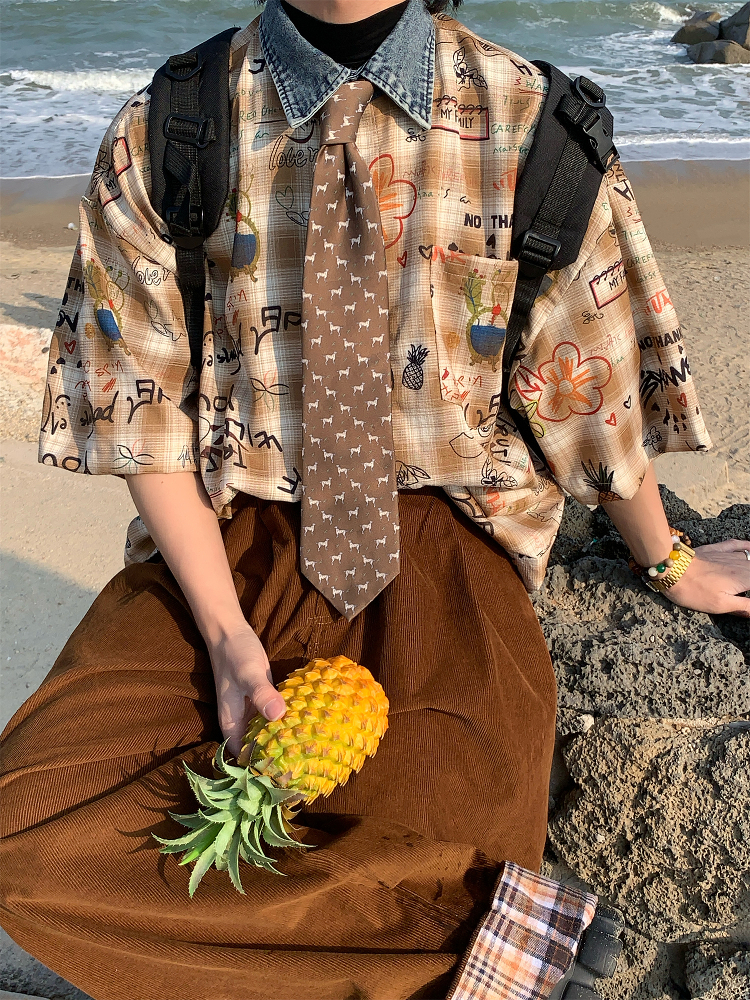 Retro Graffiti Checkered Short Sleeve Shirt for Men and Women - Vintage Summer Half Sleeve Top in 90s Style Retro Graffiti Checkered Short Sleeve Shirt for Men and Women - Vintage Summer Half Sleeve Top in 90s Style