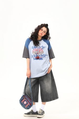 Retro Graffiti Letter Color-Blocking Raglan Short-Sleeve T-Shirt for Women - Unique American 90s Style Graphic Tee