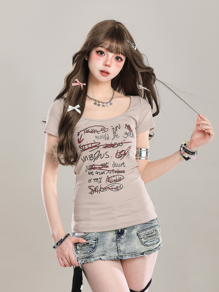 Retro Graffiti Letter Printed Slim-Fit Women's Crop Top T-Shirt - Summer 90s Style Short Sleeve Flattering Fashion Retro Graffiti Letter Printed Slim-Fit Women's Crop Top T-Shirt - Summer 90s Style Short Sleeve Flattering Fashion