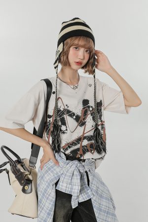 Retro Graffiti Print Round Neck Short Sleeve T-Shirt for Women - Loose Slim Fit Summer Street Style Top