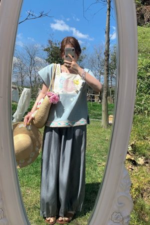 Retro Green Pleated High-Waisted Wide-Leg Lantern Pants for Women - Casual Spring Fashion, Vintage Style, Loose Fit