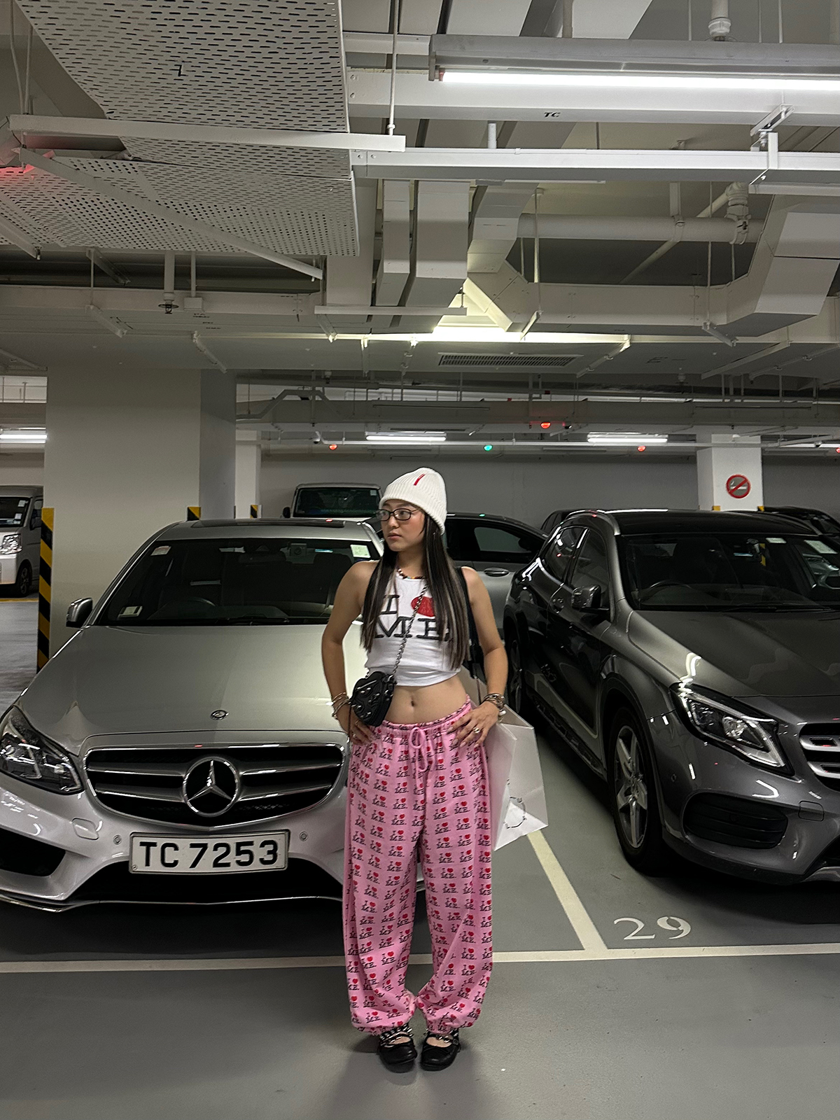 Retro Heart Print Soft Pink Hoodie and Sweatpants Set - Cozy 90s Inspired Fleece Loungewear Retro Heart Print Soft Pink Hoodie and Sweatpants Set - Cozy 90s Inspired Fleece Loungewear