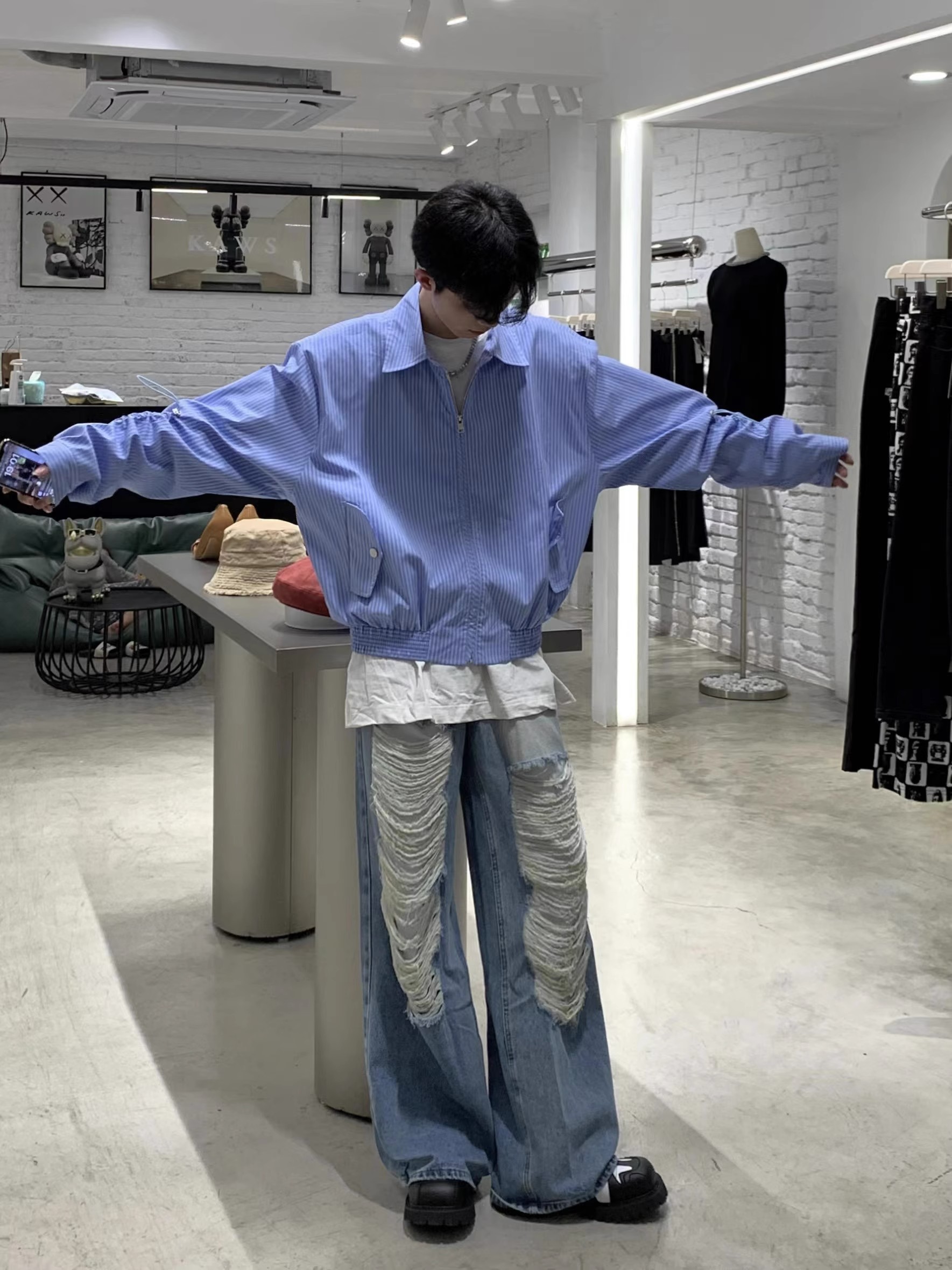 Retro Japanese-Style Blue Striped Shirt for Men - Autumn Loose Casual Shoulder-Padded Jacket, Trendy Y2K Fashion Essential Retro Japanese-Style Blue Striped Shirt for Men - Autumn Loose Casual Shoulder-Padded Jacket, Trendy Y2K Fashion Essential