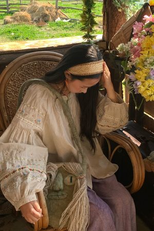 Retro Linen Cotton Long Sleeve Shirt for Women - Honey Daisy Embroidered Lantern Sleeve Top - Spring Vintage Floral Style