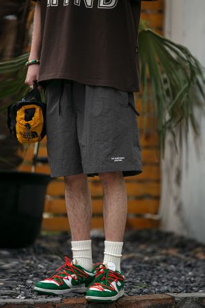 Retro Loose Fit Quick-Dry Shorts for Men and Women - Breathable Casual 5-Point Pants for Summer Outdoor Sports