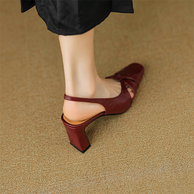 Retro Minimalist Chunky High-Heeled Sandals with Open Back - Super Comfortable Hollow Square-Toe Design for Stylish Summer Looks Retro Minimalist Chunky High-Heeled Sandals with Open Back - Super Comfortable Hollow Square-Toe Design for Stylish Summer Looks